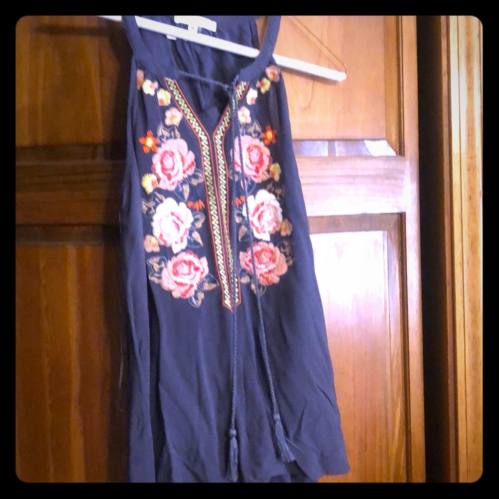 Embroidered tank